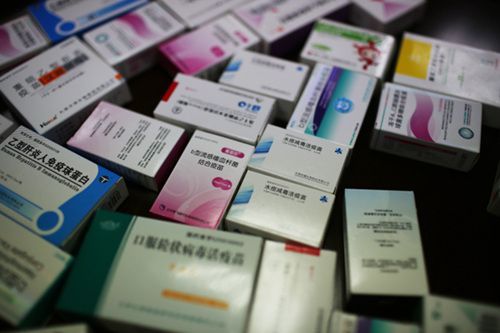 現(xiàn)場(chǎng)查獲的疫苗。